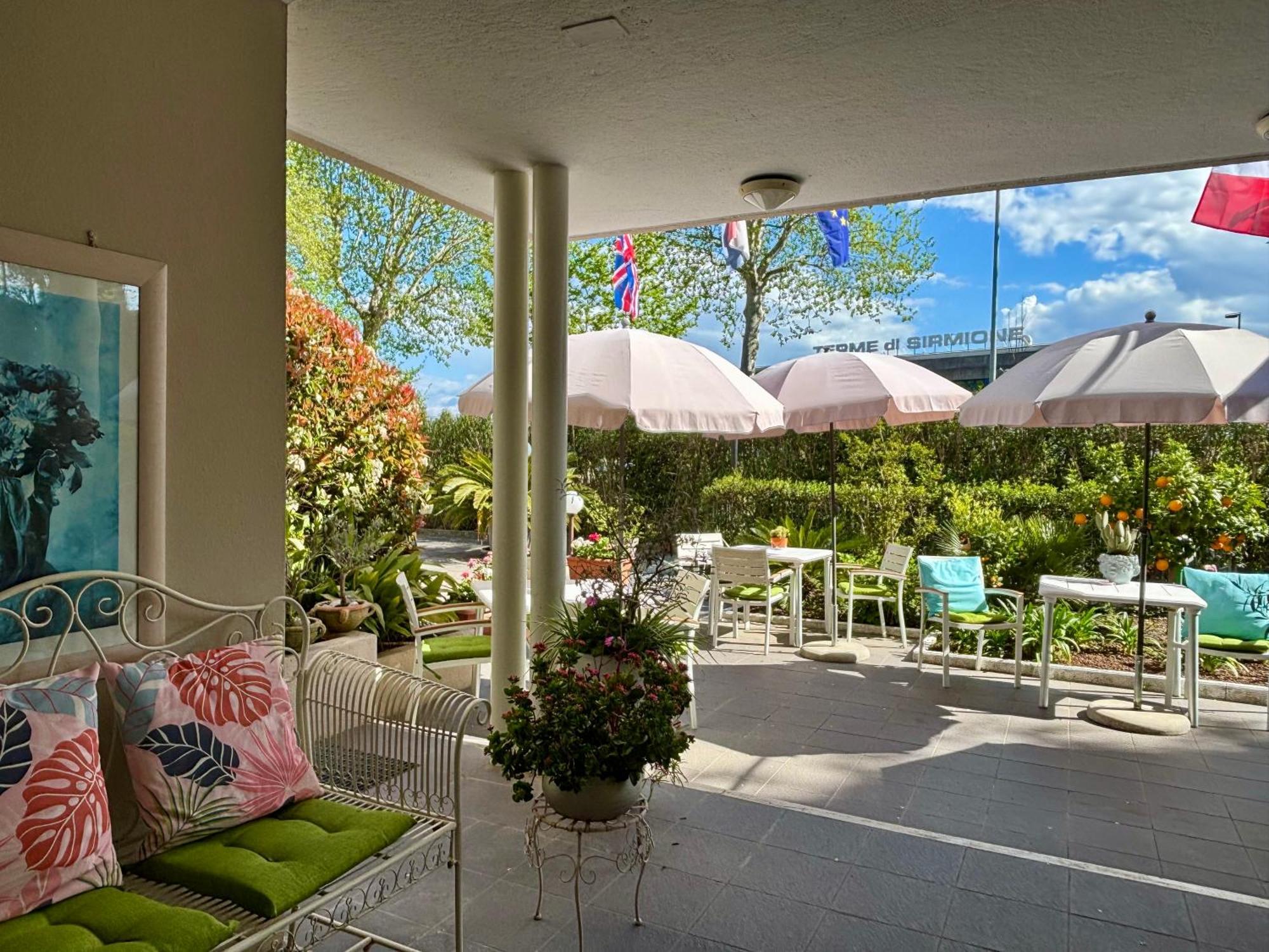 Hotel Alfieri Сірміоне Екстер'єр фото