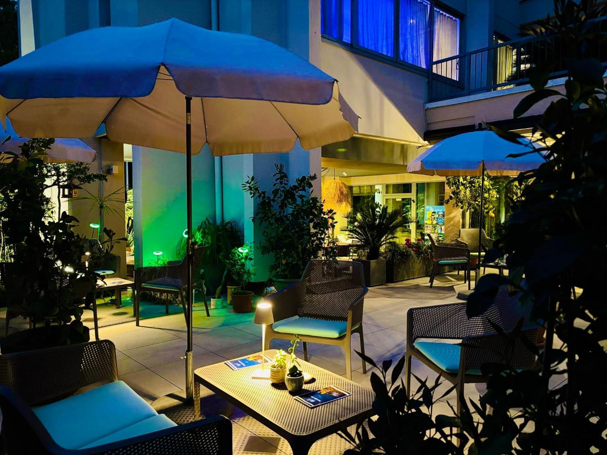 Hotel Alfieri Сірміоне Екстер'єр фото